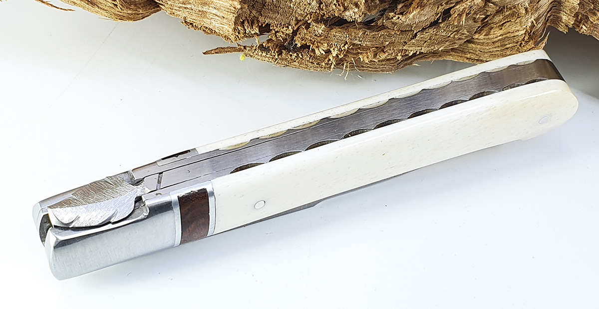 Couteau SAUVETERRE 1 pièce 11 cm Manche Os 1 Mitre Inox Brossé Cornière Amourette – Image 4