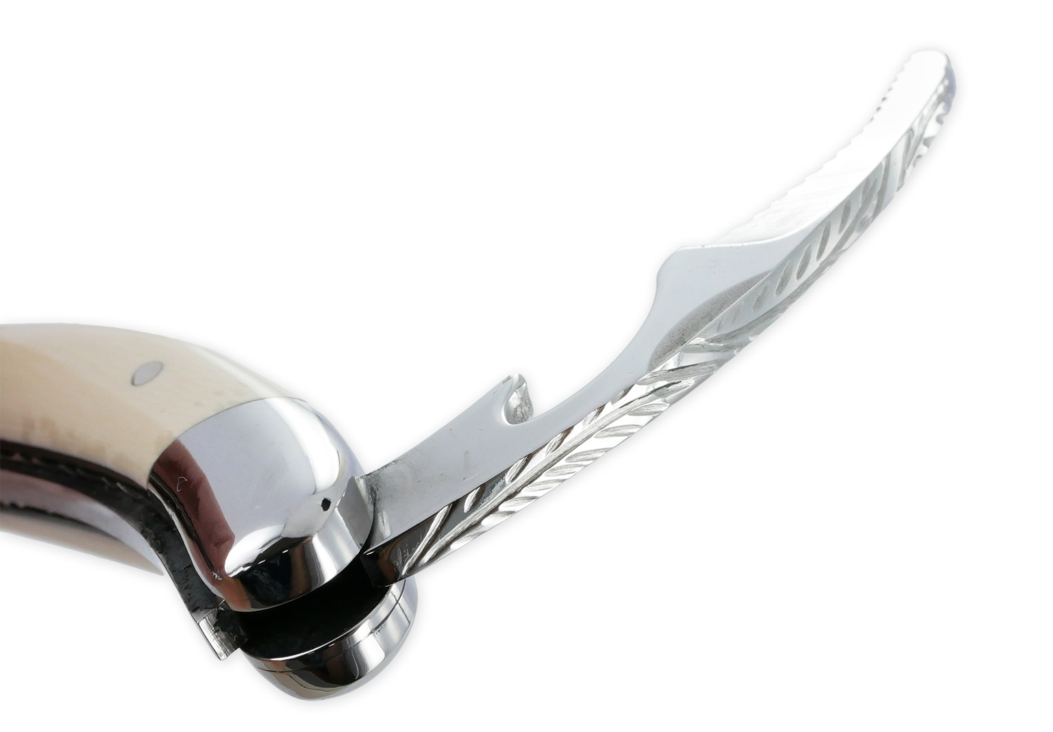 Sommelier Laguiole en Aubrac Prestige en Ivoire Blanc de Mammouth Ressort et Platines Guillochés Mouche Prestige N°6 – Image 5